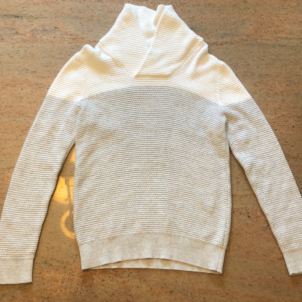 Men’s medium white and gray sweater